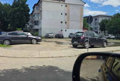 Teren Construcții intravilan de 590 mp, în Central - 2