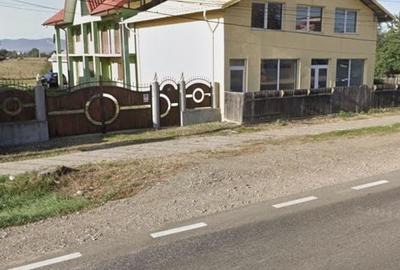 Casă cu 4 camere în Vadu Moldovei