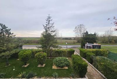 Casă individuală cu 18 camere cu Canalizare în Central - 6
