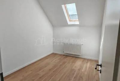Casă cu 4 camere cu Teren 225 Mp în Prelungirea Ghencea