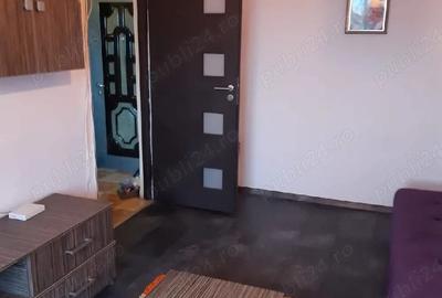 Apartament cu 2 camere decomandat în Rahova - 1