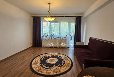 Apartament cu 4 camere semidecomandat, mobilat în Europa
