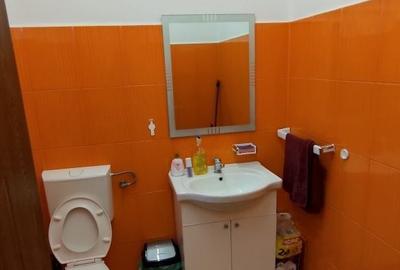 Spațiu comercial, de 100 mp, în Central