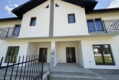 Casă cu 4 camere cu Teren 500 Mp în Bujoreni - 2