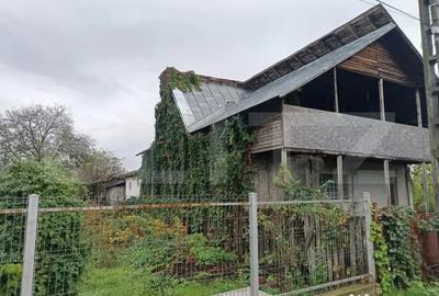 Casă cu 8 camere cu Teren 2000 Mp în Măgurele - 2