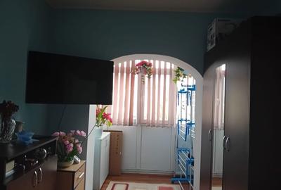 Apartament cu 2 camere semidecomandat în Central - 3