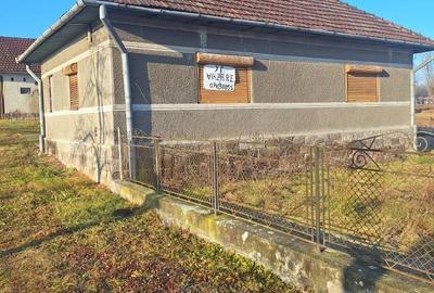 Casă cu 4 camere în Vârfurile - 2