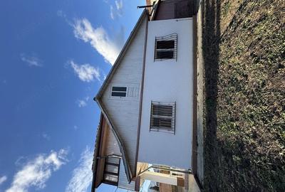 Teren de 2000 mp, în Coman