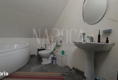 Casă cu 7 camere cu Teren 500 Mp în Baciu - 2