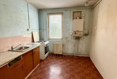 Apartament cu 4 camere decomandat în Astra - 3