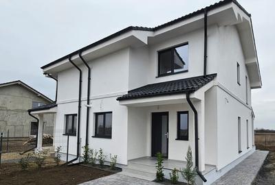 Duplex cu 3 camere cu Teren 255 Mp în Moșnița Veche - 1