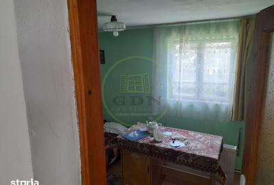 Casă cu 4 camere cu Canalizare în Central - 2