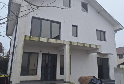 Casă individuală cu 6 camere cu Canalizare în Lumina - 21
