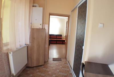 Casă individuală cu 2 camere cu Canalizare în Centrul Istoric - 8