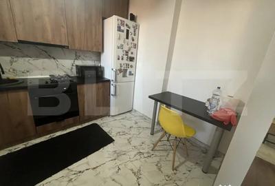 Apartament cu 3 camere decomandat în 14 Mai - 2