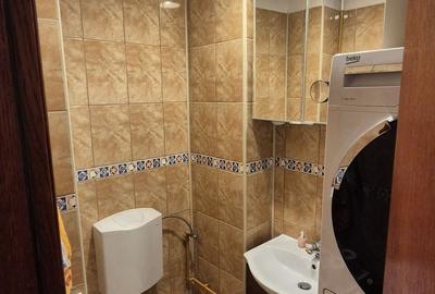 Apartament cu 3 camere decomandat în Militari