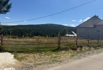 Teren de 3728 mp, în Măguri