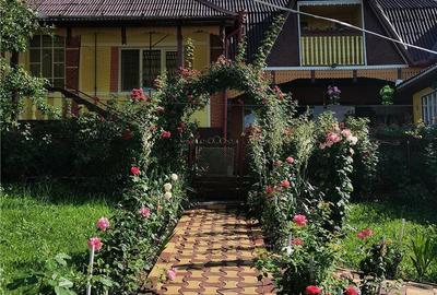 Casă cu 4 camere în Sărmășel - 2