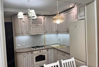 Apartament cu 3 camere decomandat în 1 Decembrie 1918 - 1