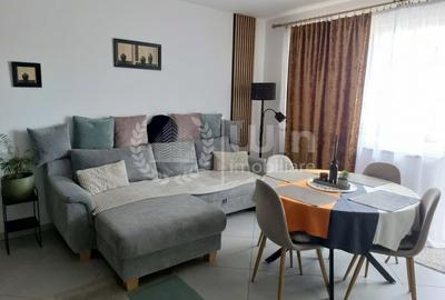 Apartament cu 2 camere semidecomandat, mobilat în Florești