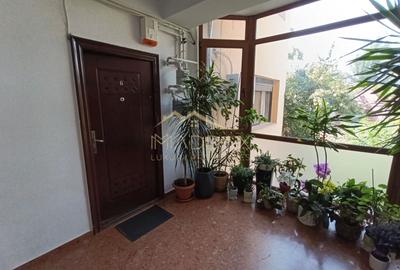 Apartament cu 2 camere decomandat, mobilat în Polonă - 12