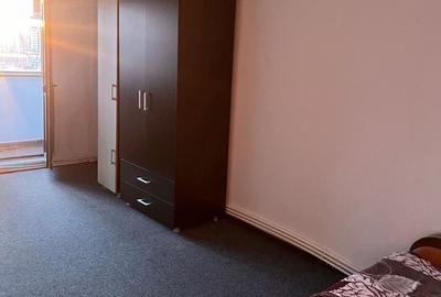 Apartament cu 4 camere decomandat în Zimbru