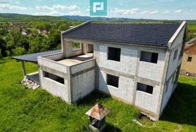 Casă individuală cu 5 camere cu Canalizare în Buteni - 12