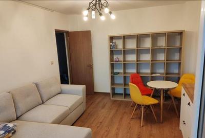 Apartament cu 2 camere decomandat, mobilat în Energia
