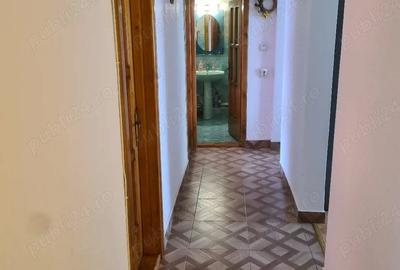 Apartament cu 4 camere decomandat în Central - 2