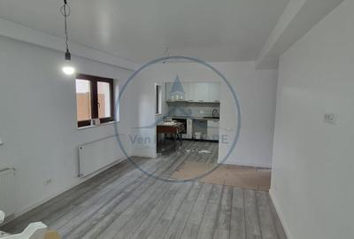 Casă cu 4 camere cu Teren 450 Mp în Central