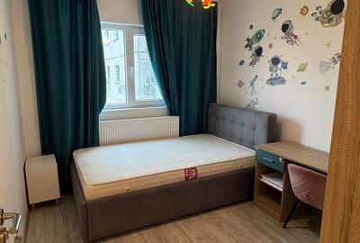 Apartament cu 4 camere semidecomandat în Apusului - 15
