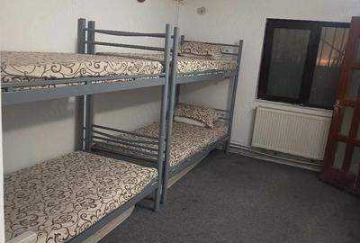 Casă cu 7 camere cu Teren 300 Mp în Nord