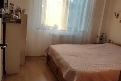 Apartament cu 3 camere semidecomandat în Berceni - 6