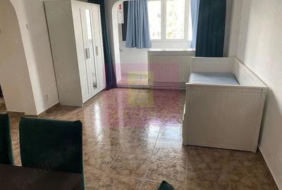 Apartament cu 4 camere semidecomandat, mobilat în Timpuri Noi