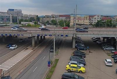 Spațiu comercial, de 630 mp, în Podu Roș