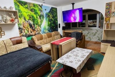 Apartament cu 4 camere decomandat, mobilat în Central