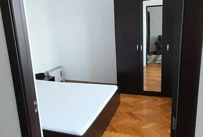 Apartament cu 2 camere semidecomandat în Podu Roș - 3