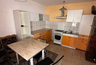Casă cu 3 camere cu Teren 130 Mp în Central
