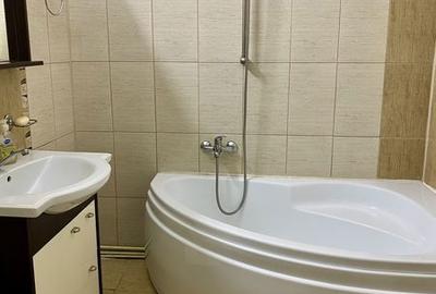 Apartament cu 3 camere decomandat în Central - 7