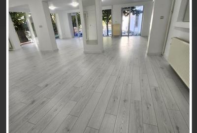 Apartament cu 3 camere semidecomandat în Unirii