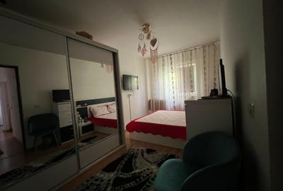 Apartament cu 2 camere decomandat în Tomis III - 13
