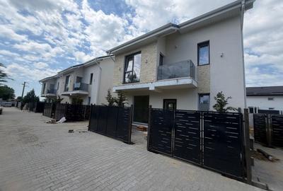 Casă individuală cu 4 camere cu Canalizare în Central - 2