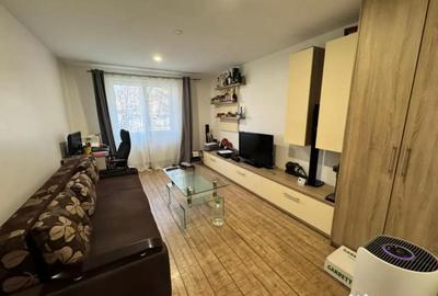 Apartament cu 3 camere decomandat în Central - 3