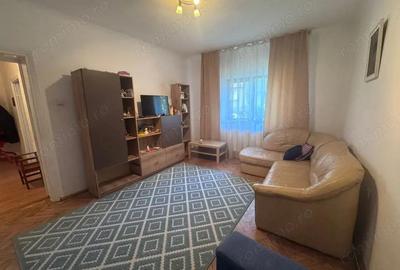 Casă cu Teren 300 Mp în Central - 1