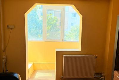 Apartament cu 2 camere decomandat în Viziru 3