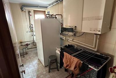 Casă cu 8 camere cu Teren 500 Mp în Berceni - 9