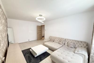 Apartament cu 2 camere decomandat, mobilat în Complex Studențesc