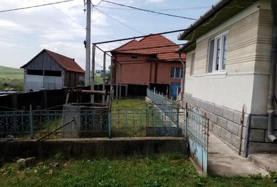 Casă cu 4 camere în Ceanu Mic - 6