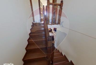 Casă cu 4 camere cu Teren 1160 Mp în Sarasău - 7