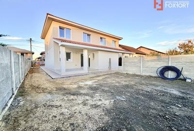 Duplex cu 4 camere cu Canalizare în Moșnița Veche - 4